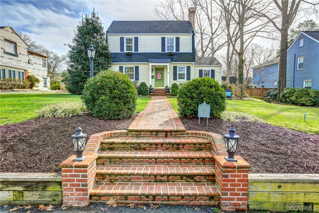 903 Baldwin Road Henrico, VA 23229 - Photo 5 of 46 a view of a house with a yard