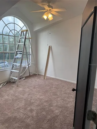 a view of empty room with window