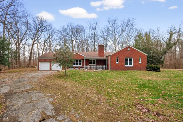 $350,000 | 6570 South County Road 850, Crothersville, IN 47229