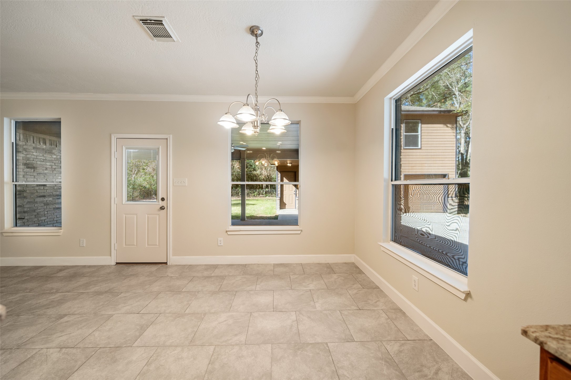 29627 Spring Forest Drive Spring, TX 77386 - Photo 9 of 29 Dining area with lots of natural light.