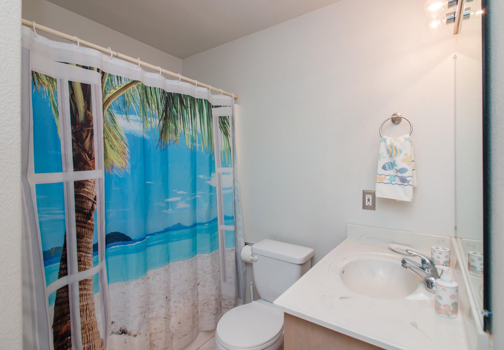 125 Arnos Road Talent, OR 97540 - Photo 13 of 17 Guest Bath