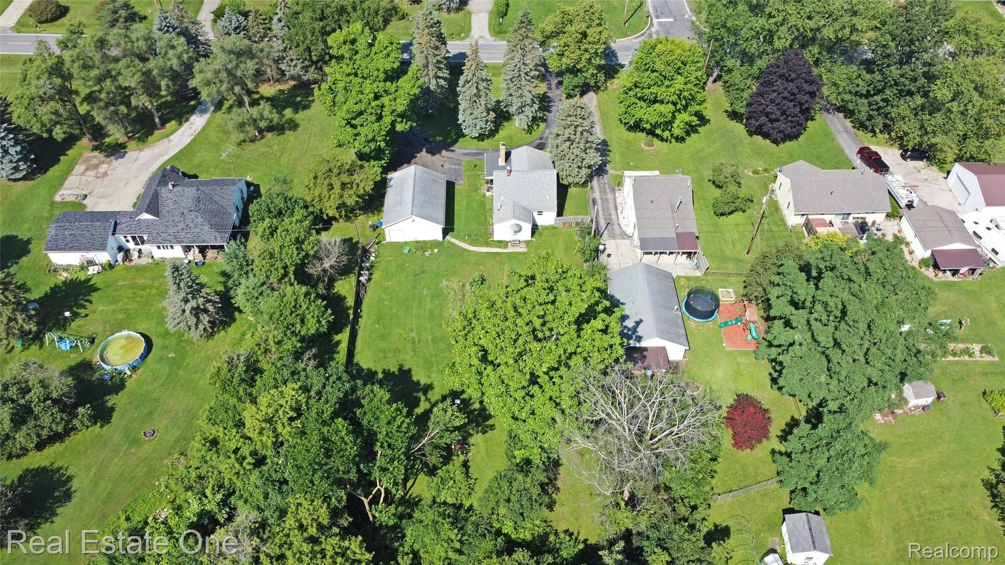 4321 Howe Road Grand Blanc, MI 48439 - Photo 30 of 40 43) Aerial Backyard.jpg