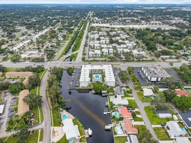 $1,800 | 350 79th Avenue North, Unit 204, St. Petersburg, FL 33702