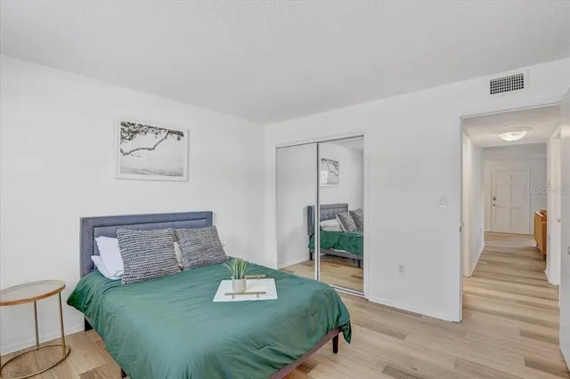 $1,800 | 350 79th Avenue North, Unit 204, St. Petersburg, FL 33702