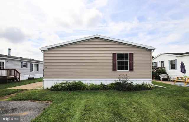 $79,900 | 16847 Longfellow Court, Hagerstown, MD 21740