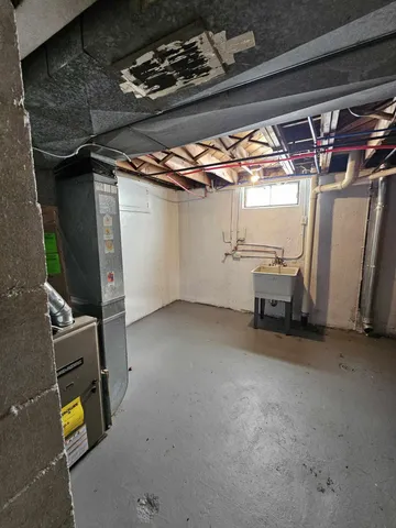 $134,900 | 2458 River Drive, Lincoln Park, MI 48146