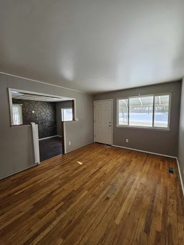 $134,900 | 2458 River Drive, Lincoln Park, MI 48146