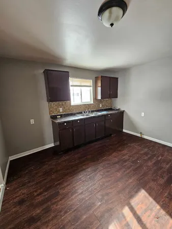 $134,900 | 2458 River Drive, Lincoln Park, MI 48146