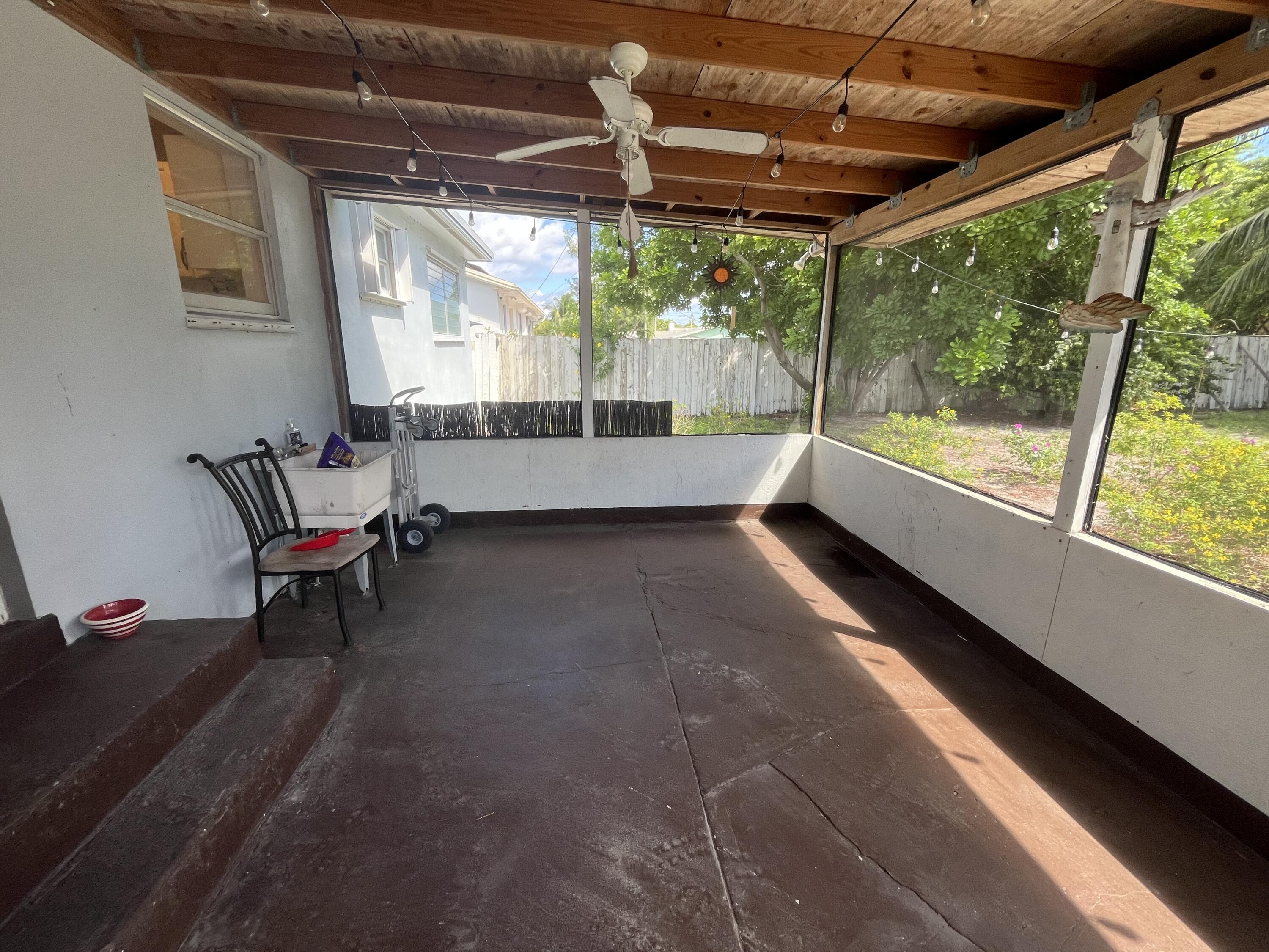 334 Anderson Road Lantana, FL 33462 - Photo 8 of 21 IMG_0648