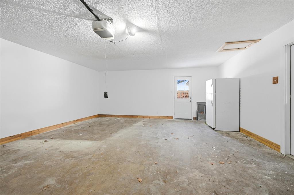 2611 Easy Street Denison, TX 75020 - Photo 22 of 32 a view of empty room