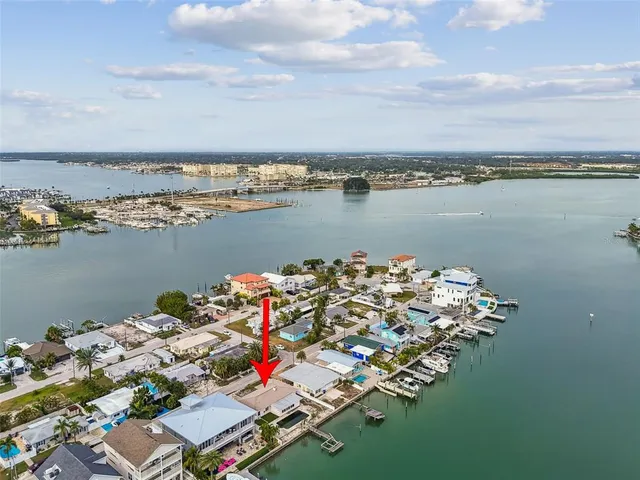 $850,000 | 247 144th Avenue, Madeira Beach, FL 33708