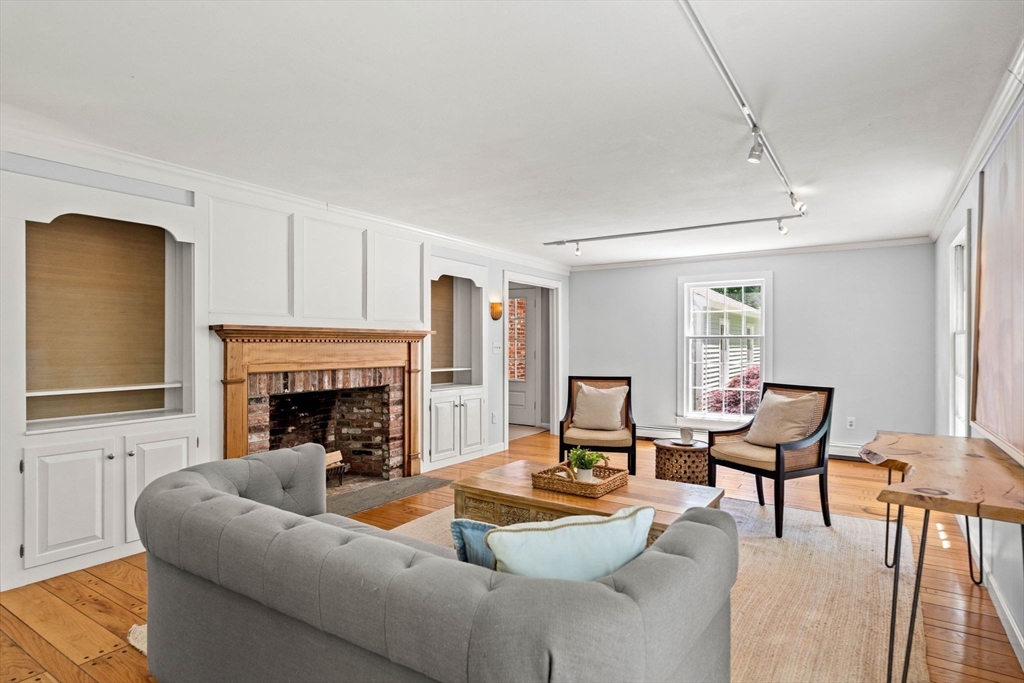153 Raddin Road Groton, MA 01450 - Photo 13 of 42