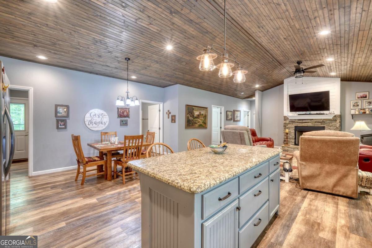 110 Hampton Road Morganton, GA 30560 - Photo 3 of 28