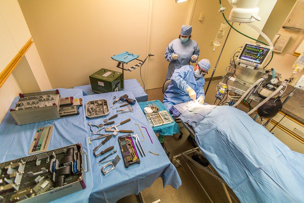 987 Laurel Street San Carlos, CA 94070 - Photo 9 of 9 a view of a workspace