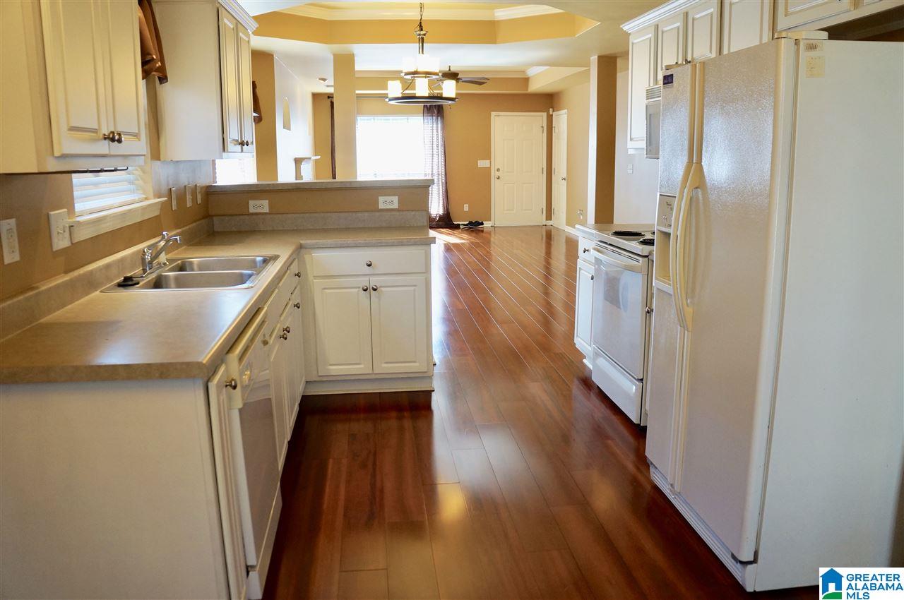 524 Summit Circle Fultondale, AL 35068 - Photo 15 of 39