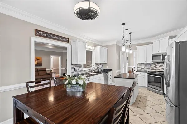 $799,900 | 153 York Place, Calhoun, GA 30701