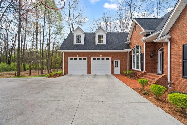 $799,900 | 153 York Place, Calhoun, GA 30701