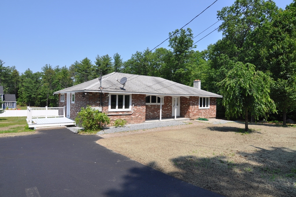 107 Warren Road Townsend, MA 01469 - Photo 2 of 37