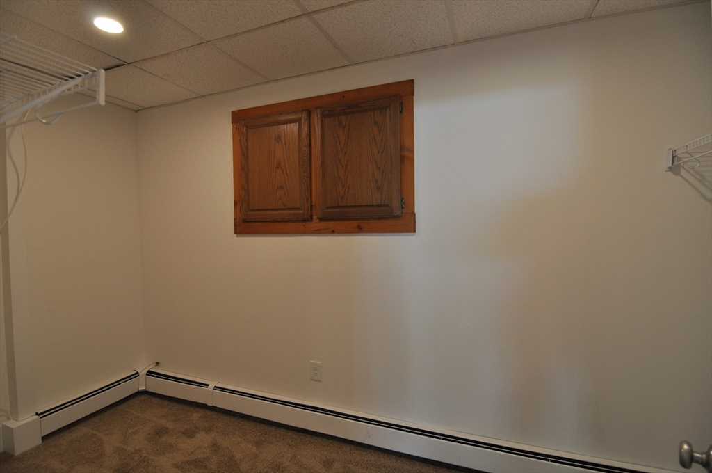 107 Warren Road Townsend, MA 01469 - Photo 28 of 37