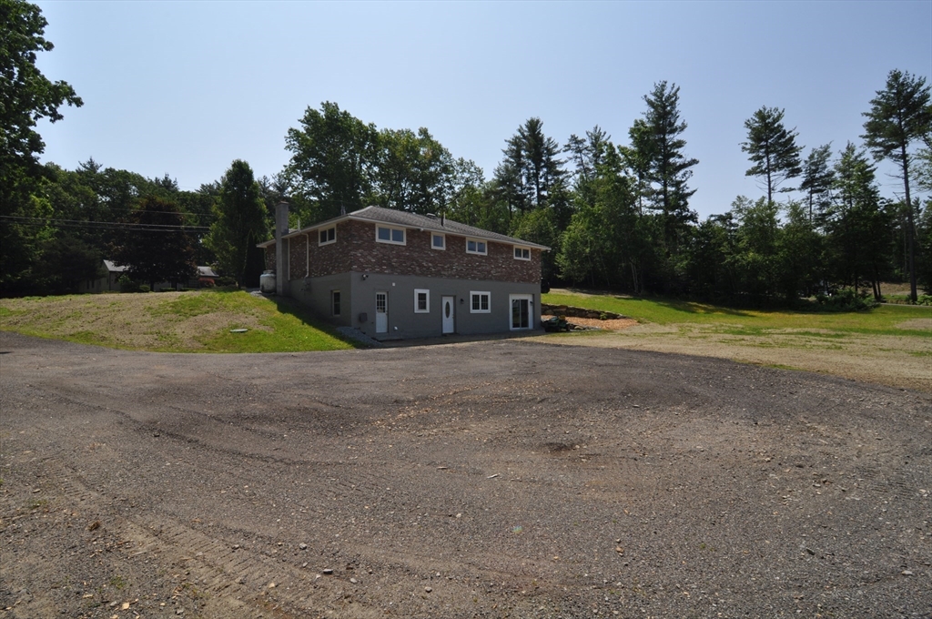 107 Warren Road Townsend, MA 01469 - Photo 33 of 37