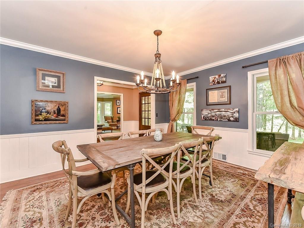 7425 Valleybrook Road Charlotte, NC 28270 - Photo 4 of 36 Gallery Image 4
