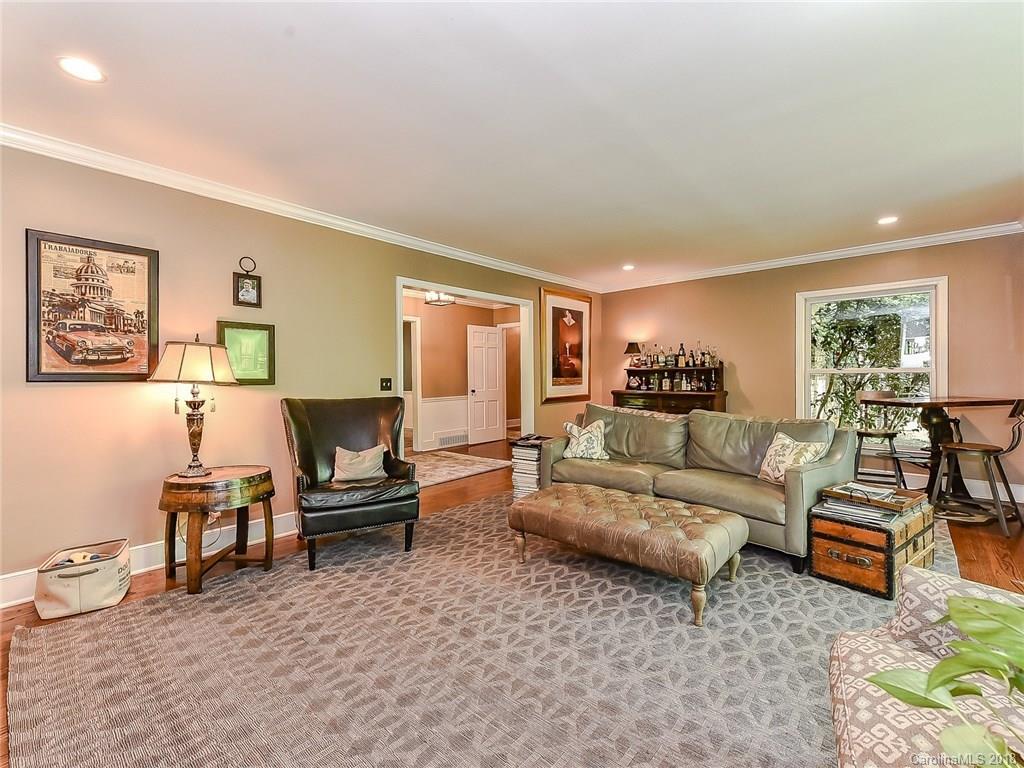 7425 Valleybrook Road Charlotte, NC 28270 - Photo 8 of 36 Gallery Image 8