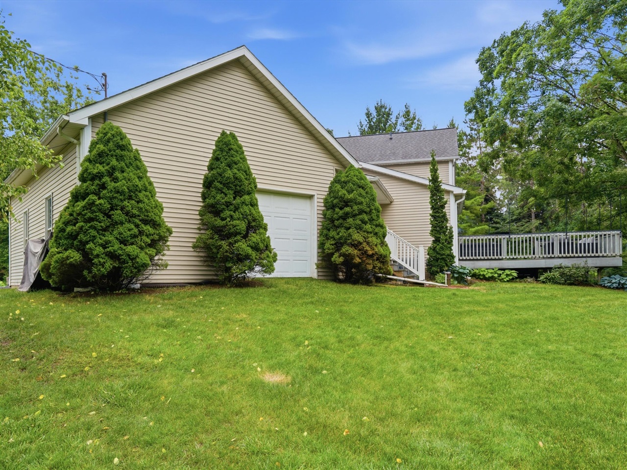 22279 Chubb Road Northville, MI 48167 - Photo 35 of 43
