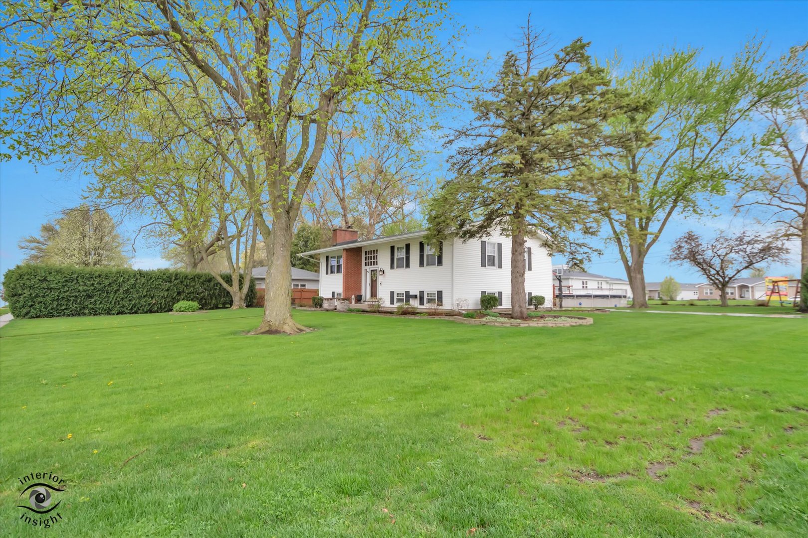 300 South Rathje Road Peotone, IL 60468 - Photo 3 of 29