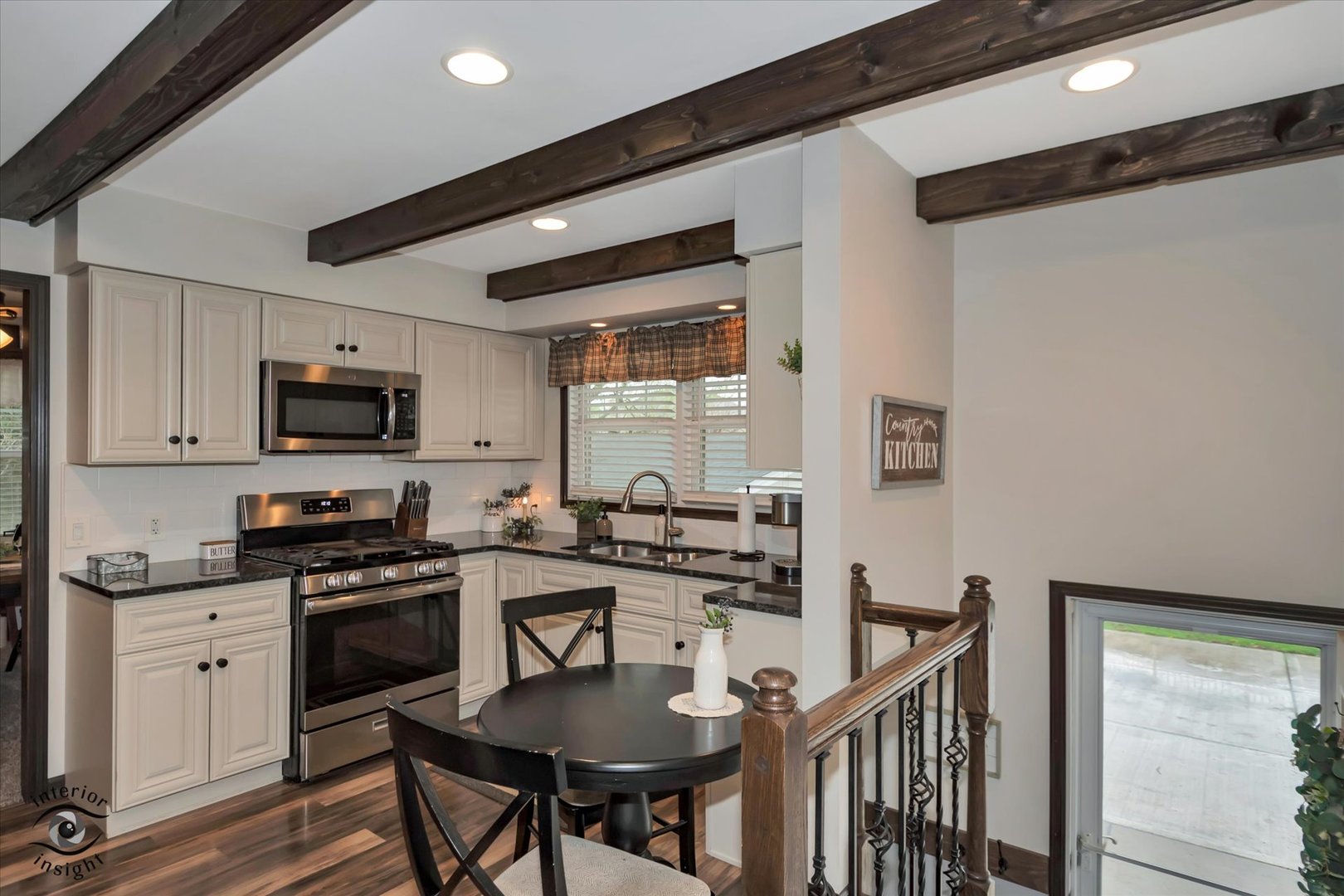 300 South Rathje Road Peotone, IL 60468 - Photo 9 of 29