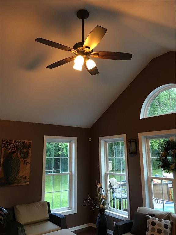 523 North Eighty Eight Road Carmichaels, PA 15320 - Photo 9 of 24 Gallery Image 9