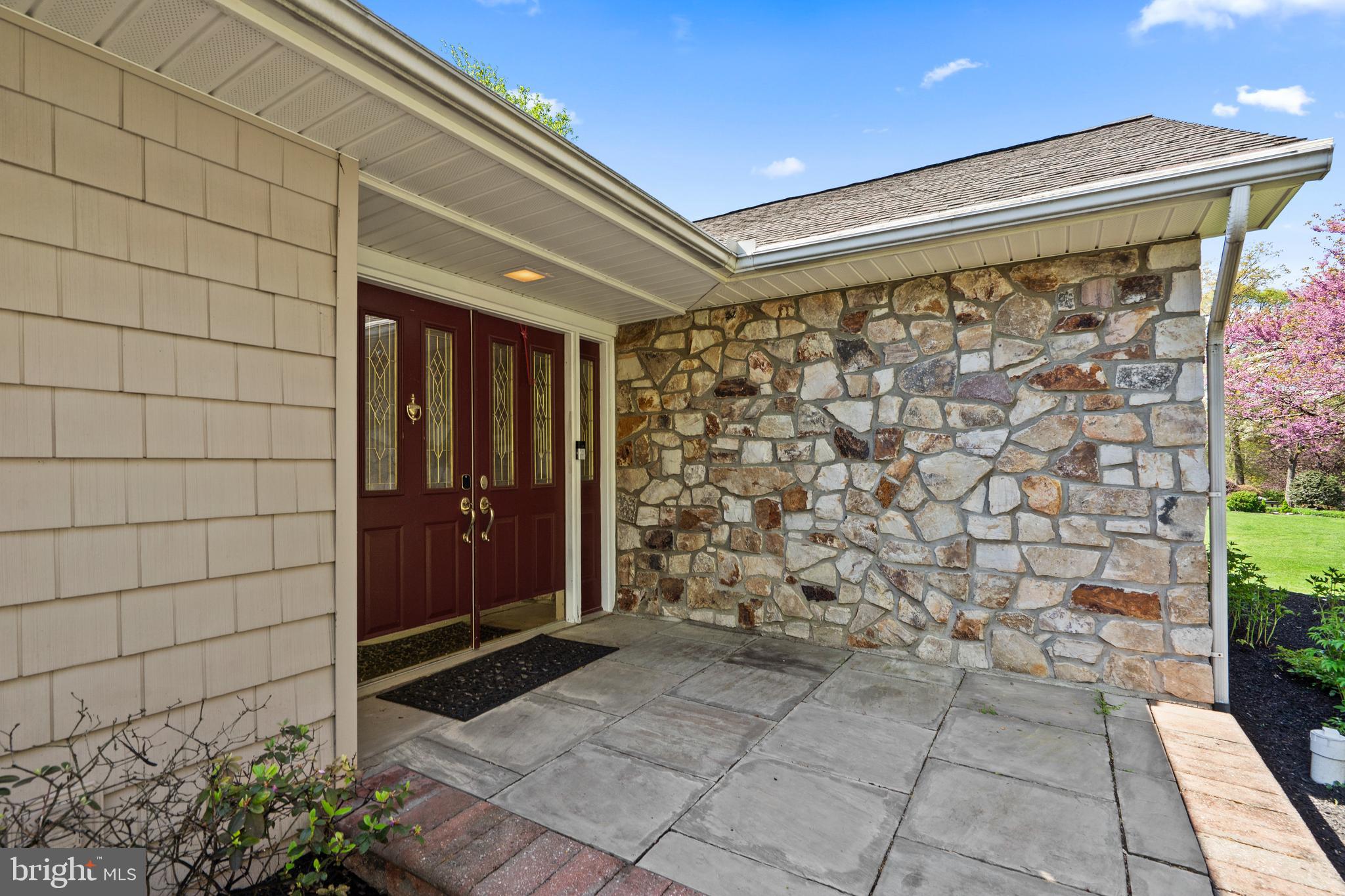5774 South Deer Run Road Doylestown, PA 18902 - Photo 4 of 41 Gallery Image 4