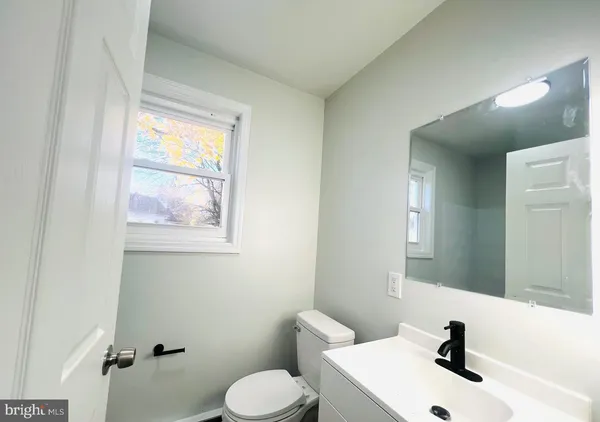 $1,450 | 401 Blue Bell Road, Unit B, Williamstown, NJ 08094