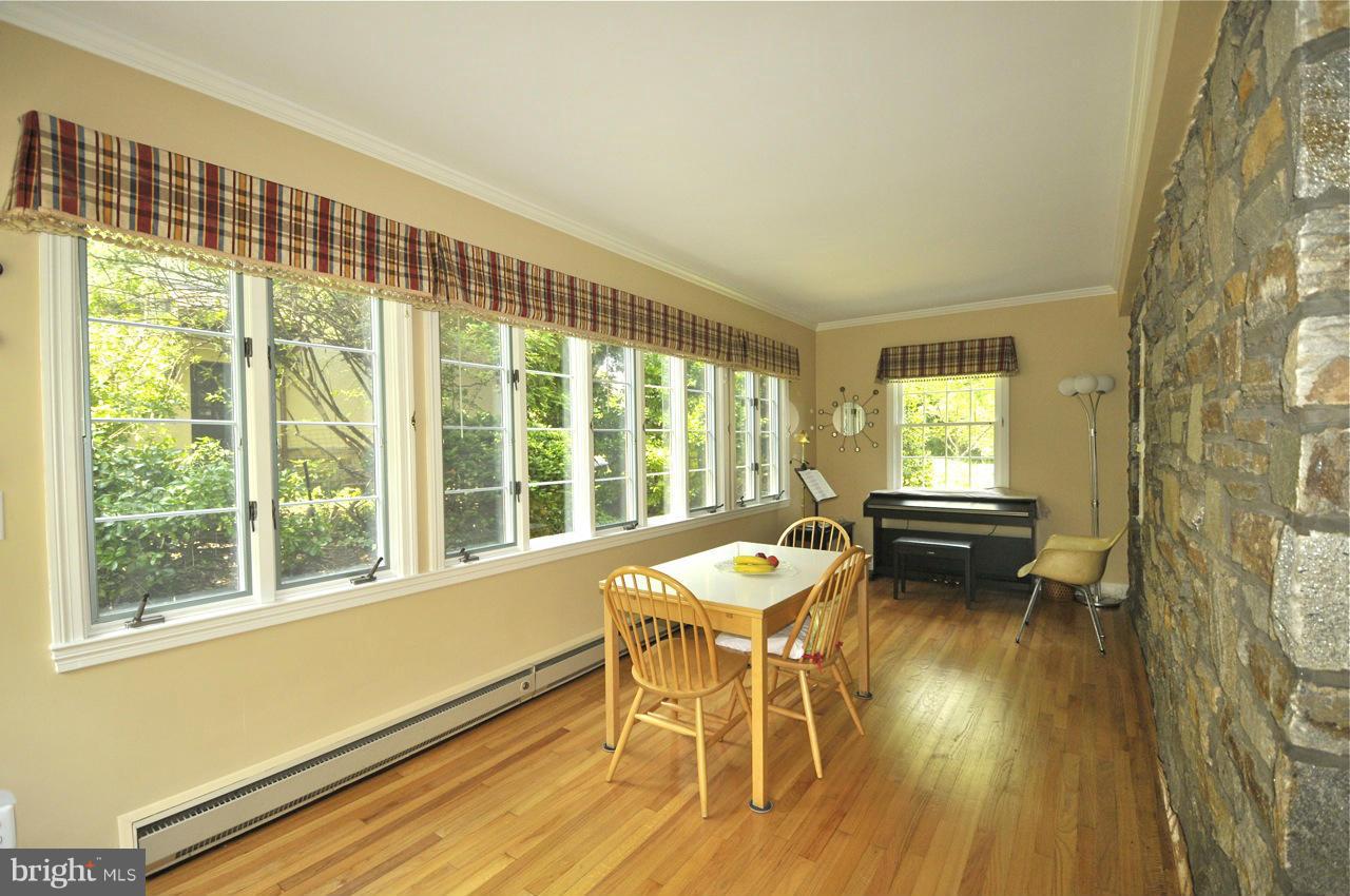 217 St Dunstans Road Baltimore, MD 21212 - Photo 9 of 21 Interior (General)