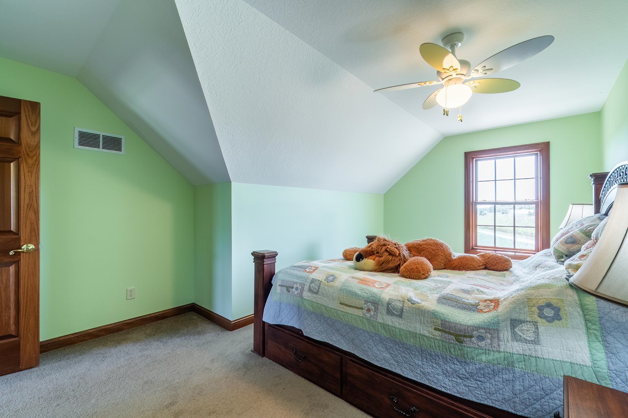 9905 Hoffman Road Fort Wayne, IN 46816 - Photo 23 of 36