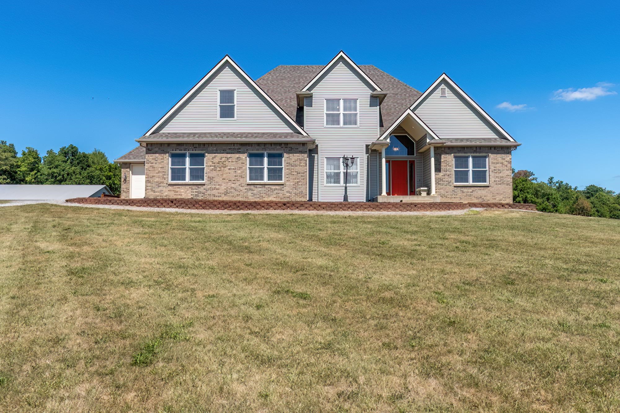 9905 Hoffman Road Fort Wayne, IN 46816 - Photo 3 of 36