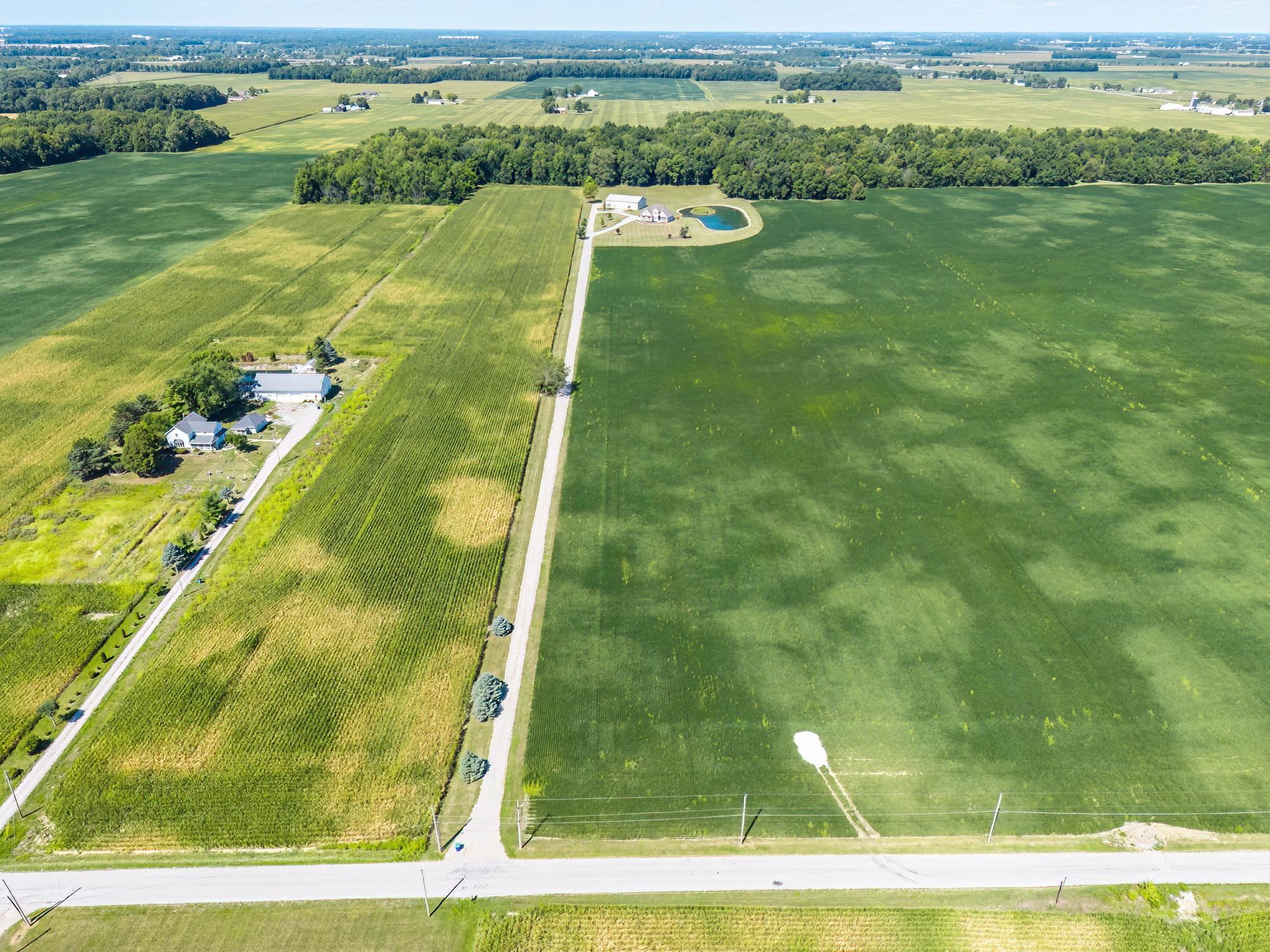 9905 Hoffman Road Fort Wayne, IN 46816 - Photo 4 of 36