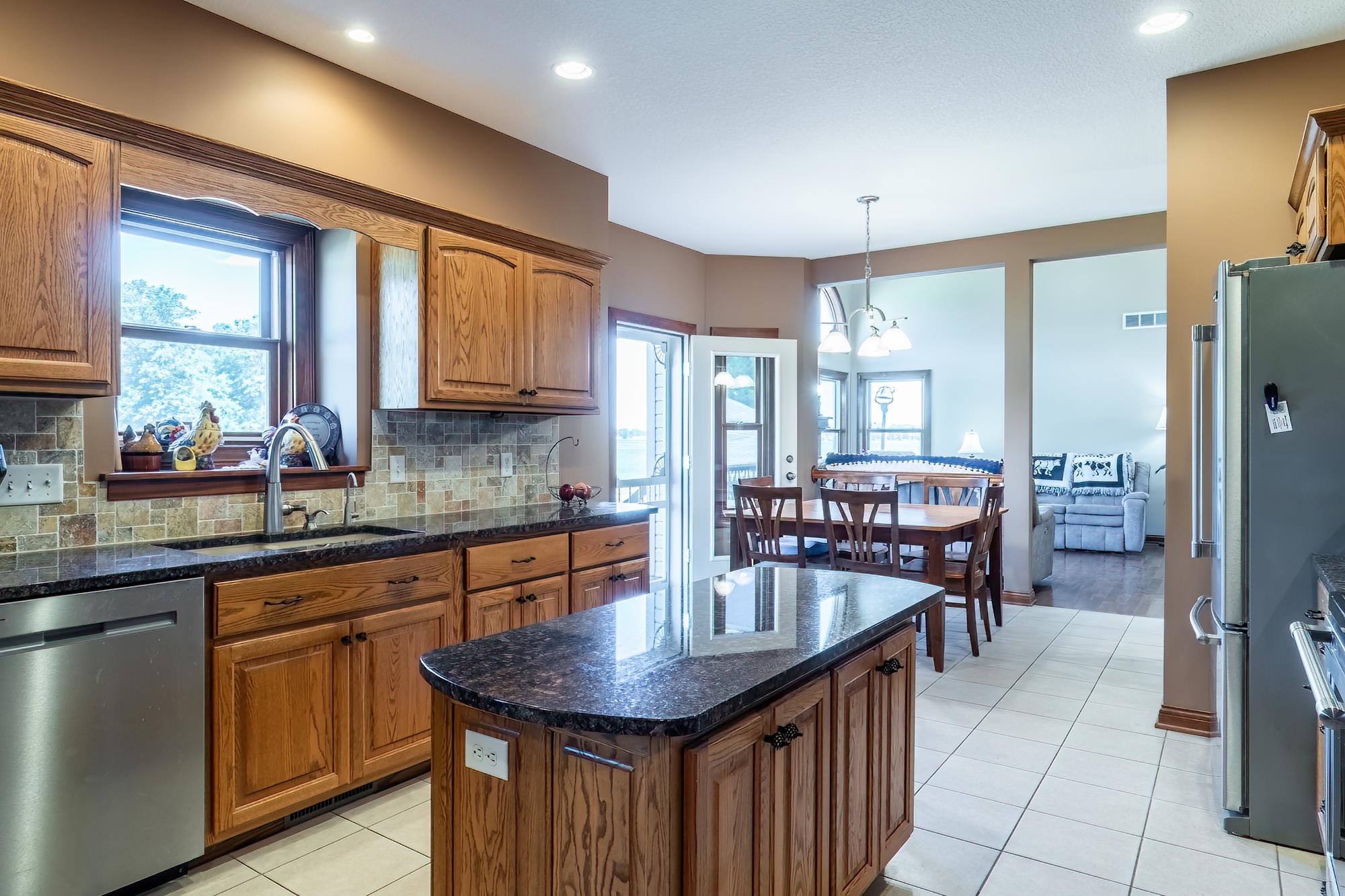 9905 Hoffman Road Fort Wayne, IN 46816 - Photo 8 of 36