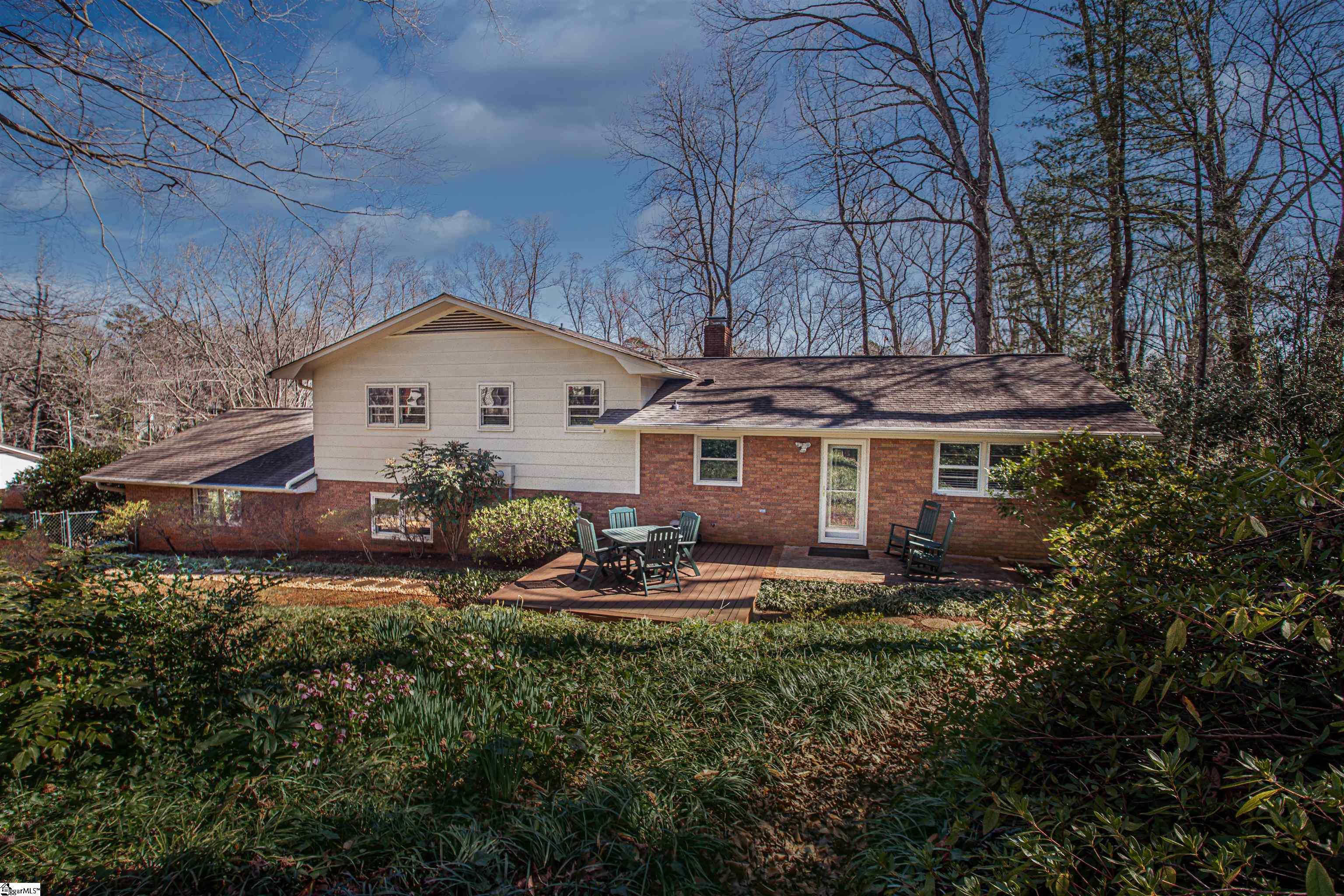 6 Hermitage Road Greenville, SC 29615 - Photo 4 of 35 Gallery Image 4
