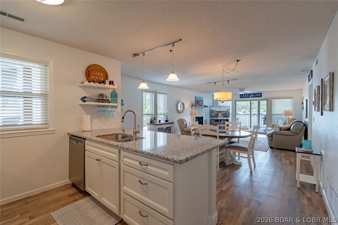 88 Willow Ridge Point, Unit 2A Lake Ozark, MO 65049 - Photo 13 of 61 Granite Countertops