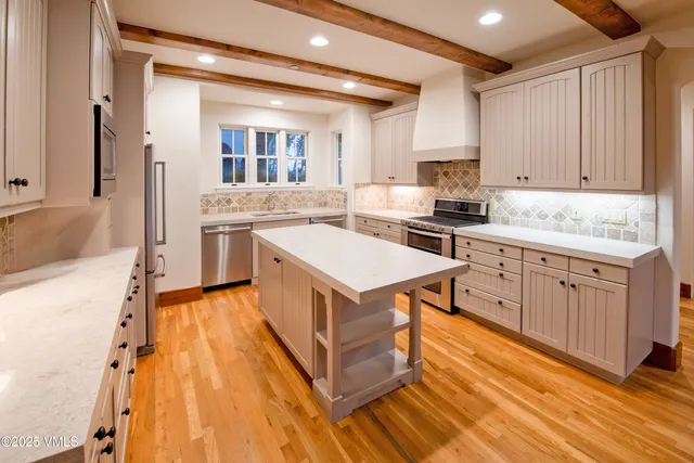 $2,650,000 | 161 Kensington Drive, Edwards, CO 81632