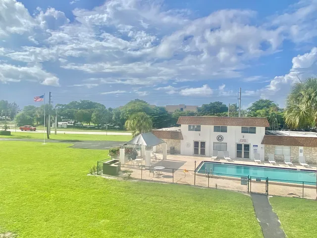 $1,950 | 6289 Lear Drive, Unit 408, Lake Worth, FL 33462