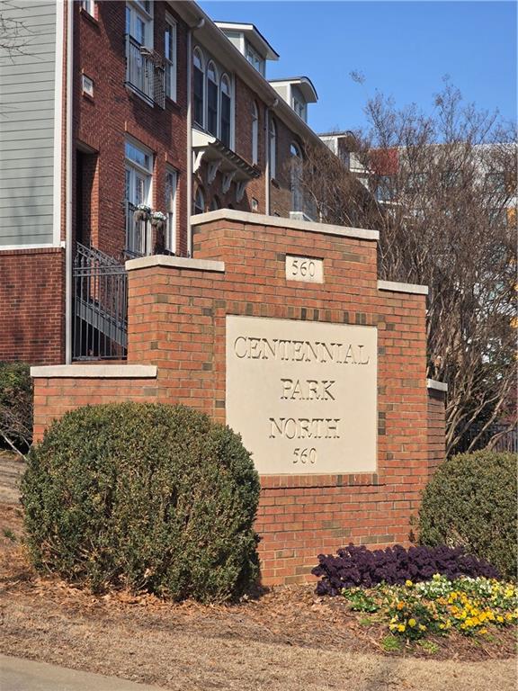 211 Merritts Avenue Northwest Atlanta, GA 30313 - Photo 2 of 43