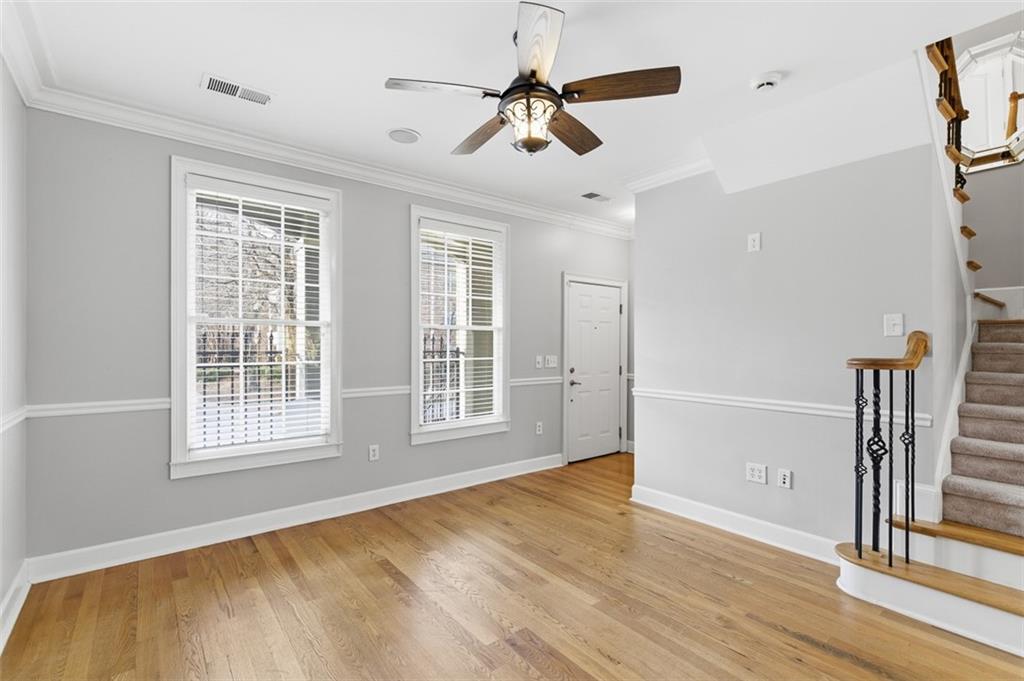 211 Merritts Avenue Northwest Atlanta, GA 30313 - Photo 7 of 43