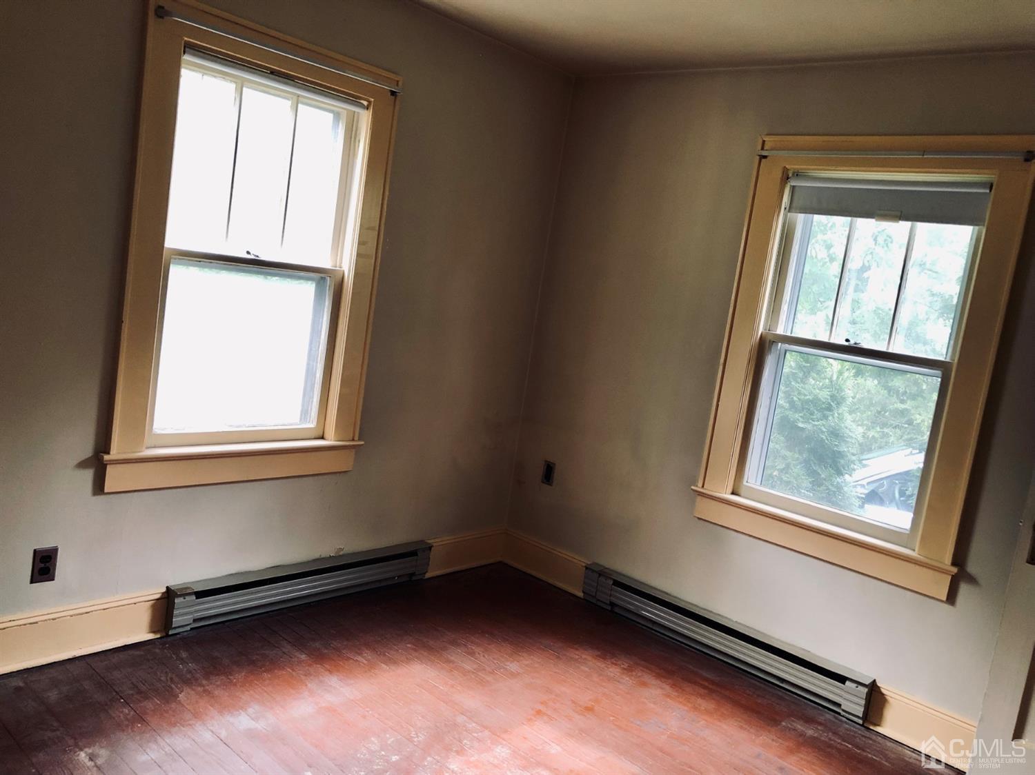 7 Spring Hill Road Old Bridge, NJ 07747 - Photo 6 of 11 a room with window