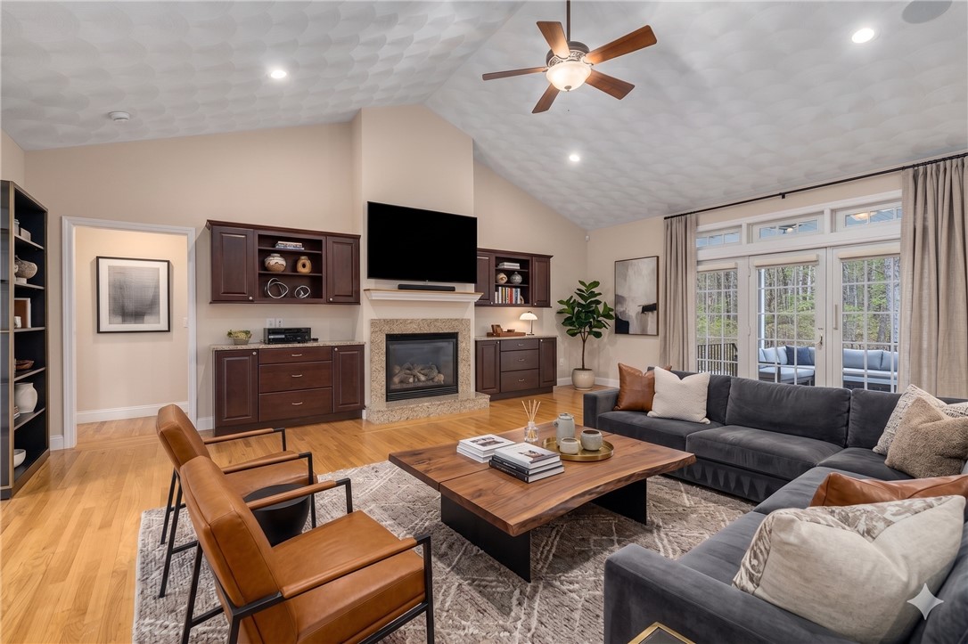 136 Rome Court Cranston, RI 02921 - Photo 3 of 35 Furniture & Decor are virtually staged