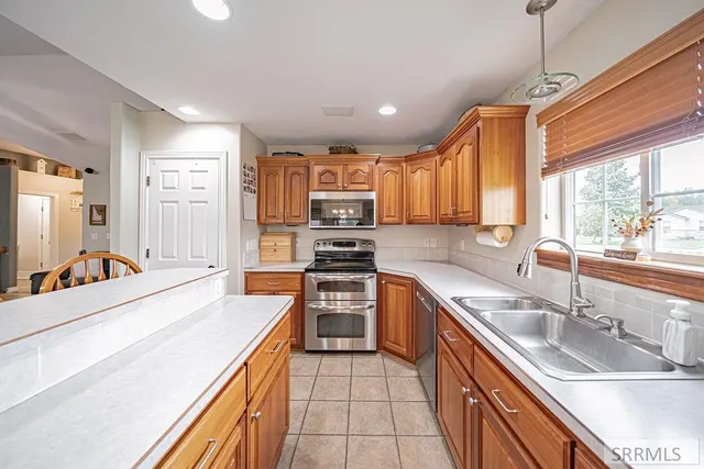 $464,900 | 1292 Daniele Way, Blackfoot, ID 83221