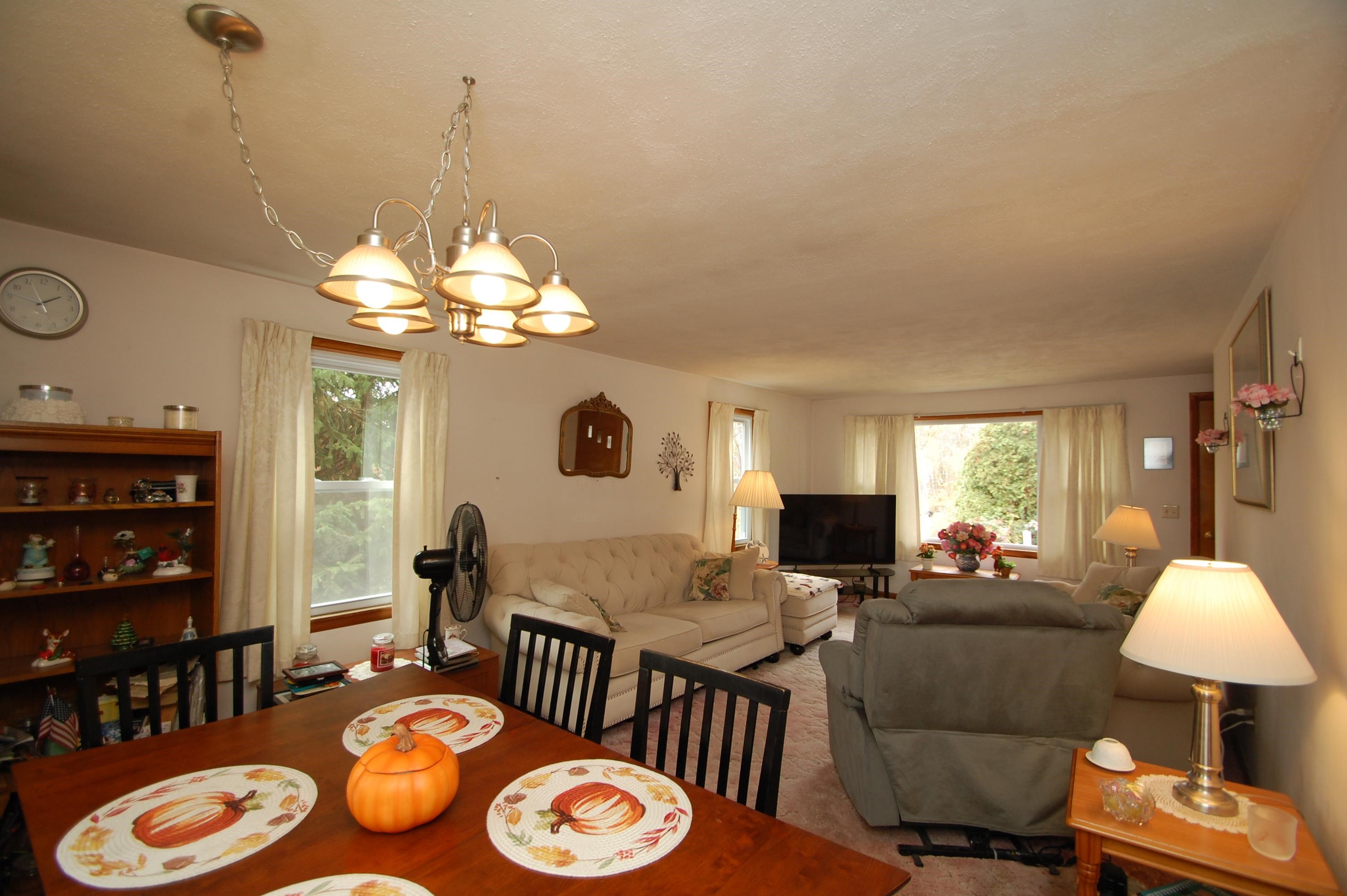 6 Deerhead Street Hooksett, NH 03106 - Photo 4 of 13