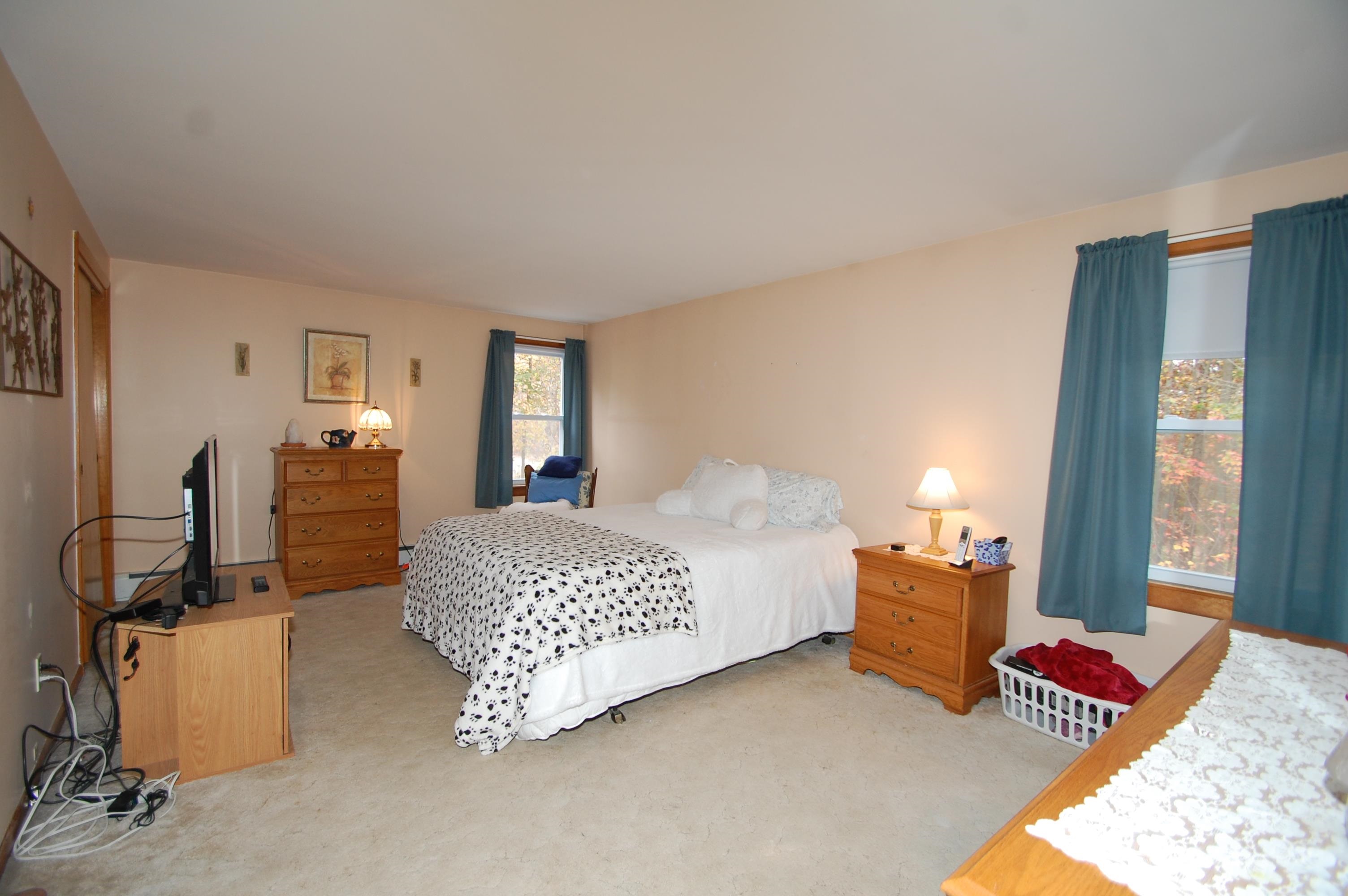 6 Deerhead Street Hooksett, NH 03106 - Photo 6 of 13