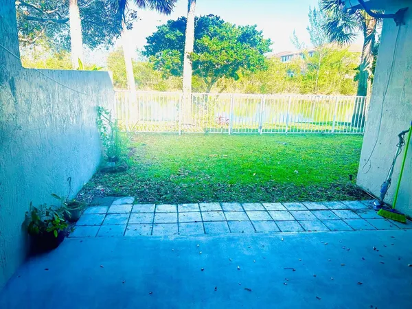 $3,500 | 5665 Northwest 117th Avenue, Coral Springs, FL 33076