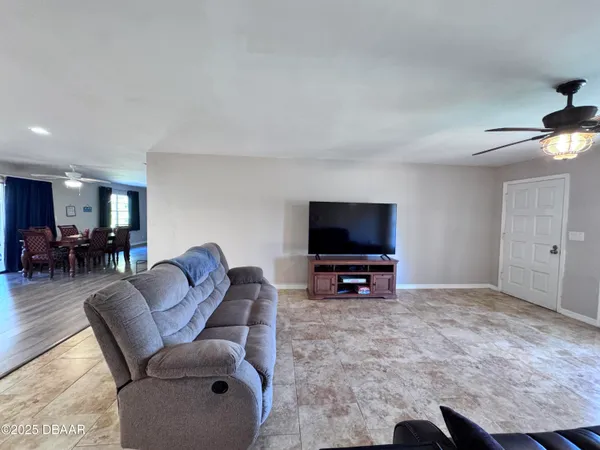 $2,500 | 6 Ocean Circle, Ormond Beach, FL 32176